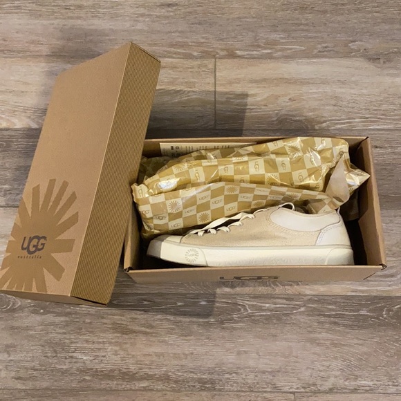 UGG Canvas sneakers - Picture 7 of 7